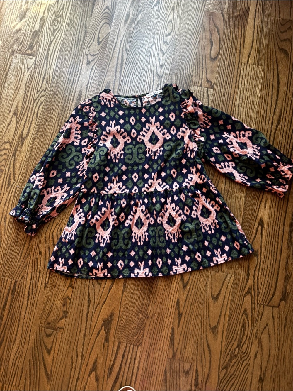 Michelle McDowell size L